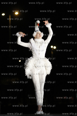 Gdansk. Performance pt. Triumf Ognia, Cial i Maszyn...