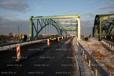 Gdansk. Wiadukt na  Kosciuszki w ciagu budowanejTrasy...