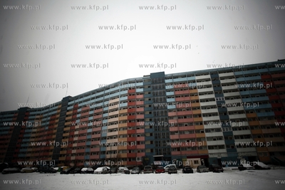 Gdansk Nowy Port. Falowiec przy ul. Wyzwolenia.
15.01.2013
fot....