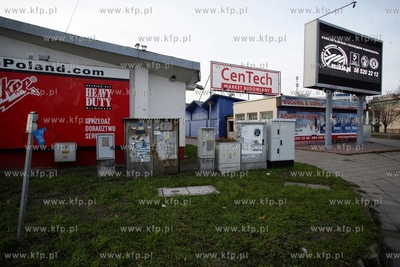 Pawilony handlowe przy ul. Mikolaja Reja w Gdansku.
27.11.2013
fot....