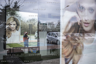 Gdańsk Letnica. Zamknięty salon fryzjerski w związku...