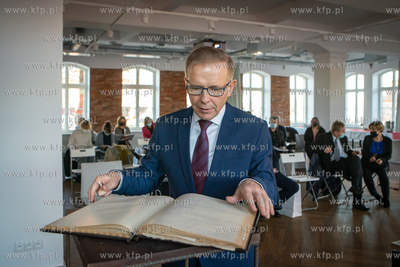 Stocznia Cesarska. Uroczystości z okazji 75-lecia...