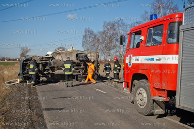 Bogatka. Smiertelny wypadek drogowy z udzialem samochodu...