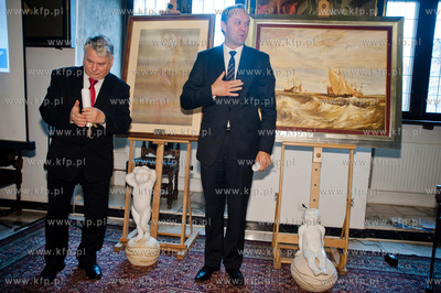 Gdansk. Ratusz Glownego Miasta. Uroczystosc wreczenia...