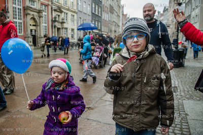 Gdansk. Obchody 10 rocznicy Swiatowego Dnia Zespolu...