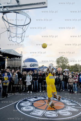 Hala Sportowo - Widowiskowa Gdynia. Wielkie otwarcie...