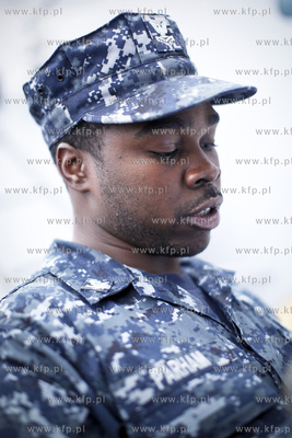 Zatoka Gdanska. Okret Marynarki Wojennej USA, USS RAMAGE...