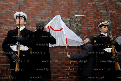 Z inicjatywy Stowarzyszenia Nasz Gdansk na murach Aresztu...