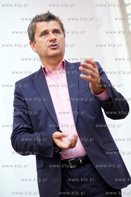 Bytow. Janusz Palikot spotkal sie z mieszkancami miasta....