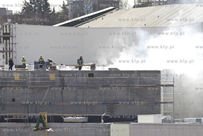 Pozar dachu Teatru Muzycznego w Gdyni . W akacji gasniczej...