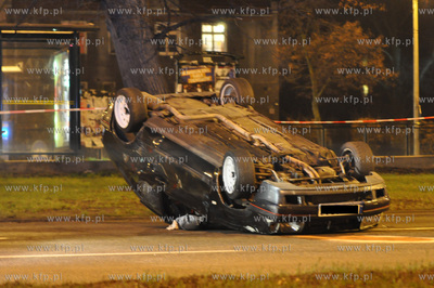 Do groznego wypadku doszlo na  Aleji Zwyciestwa w kierunku...