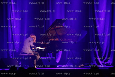 Stary Maneż. Koncert Leszka Możdżera. Dochód z...