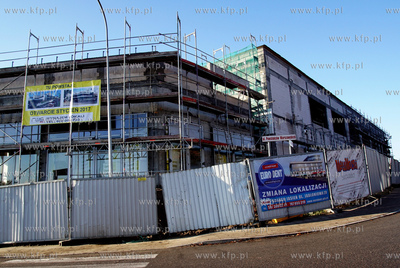 Gdańsk. Suchanino. Budowa nowego centrum handlowego...