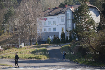 Gdynia - Cisowa. Night Club Bodega przy stacji paliw...
