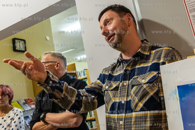 Gdańsk.  Wernisaż wystawy fotoreporterek i fotoreporterów...