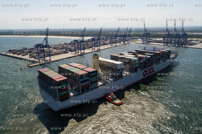 Do DCT Gdańsk zawinął największy kontenerowiec...