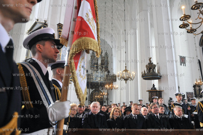 Bazylika Mariacka w Gdansku. Uroczystosci pogrzebowe...