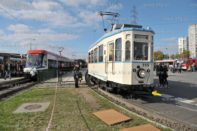 Festyn Komunikacyjny na petli tramwajowej w Gdansku...
