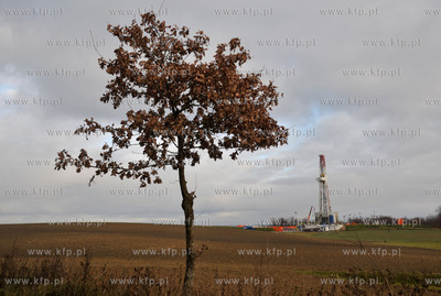 Lewino, gmina Linia. Odwiert poszukiwawczy zloz gazu...