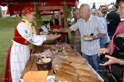 V Mistrzostwa w Zazywaniu Tabaki w Chmielnie na Kaszubach....