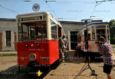 Sesja zdjeciowa w zajezdni Wrzeszcz zwiazana z ukazaniem...