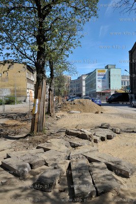Gdansk. Dolne Miasto. Remont i przebudowa ulicy Lakowej....