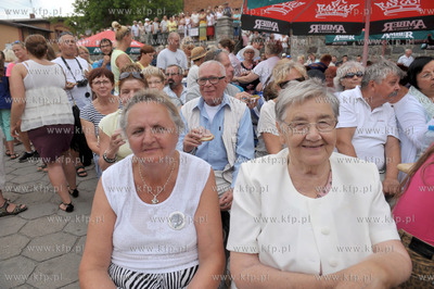 Chmielno. Kaszuby. Inscenizacja wesela kaszubskiego...