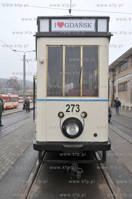 Gdansk - Zajezdnia Tramwajowa Wrzeszcz. Rozladunek...