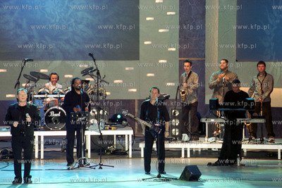 Festiwal Piosenki w Sopocie. UB 40 25.08.2001 Fot....