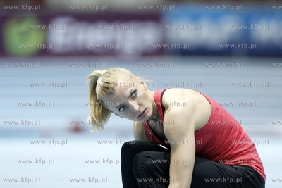 Trening skoczkini o tyczce Anny Rogowskiej, przed rozpoczynajcymi...