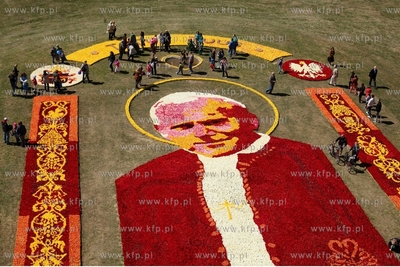 Mokry Dwor. Zulawski Tulipan. Z okolo jednego miliona...