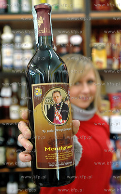 Wino Monsignore ks. pralata Henryka Jankowskiego (...