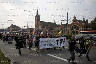 Manifestacja pt. Requiem dla Praw Kobiet.
10.09.2016
fot....