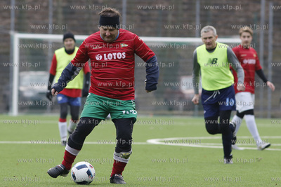 Gdansk. Boisko przy ul. Traugutta.  Sylwestrowy mecz...