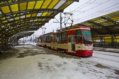Zima. Przystanek tramwajowy Stadion Energa Gdańsk....
