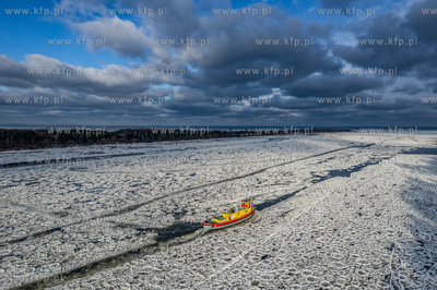 Lodołamacze udrożniają ujście Wisły.
09.01.2026
fot....