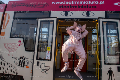 W Międzynarodowym Dniu Teatru na gdańskie tory wyruszył...