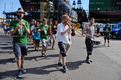 Gdansk. Stocznia Remontowa. Obudz Polske, niecodzienny...