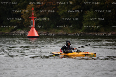 Gdansk. Nowy Port. Start samotnej wyprawy kajakowej...