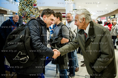 Gdynia. Centrum Handlowe Riviera. Premiera i promocja...