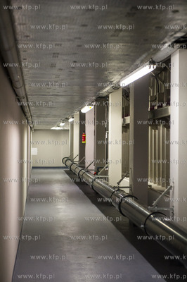 Pruszcz Gdanski. Uroczyste otwarcie krytej
plywalni...