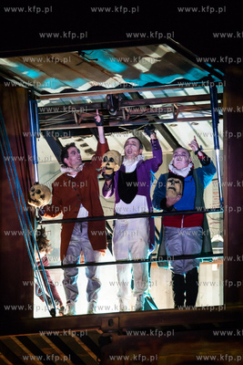 Gdansk. Plac Zebran Ludowych. XIX Miedzynarodowy Festiwal...