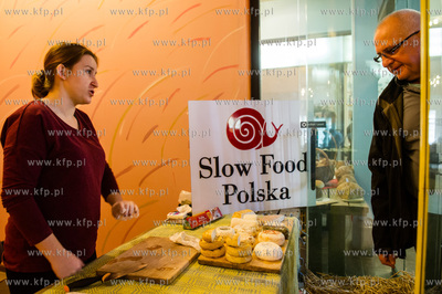 Gdansk. Wielki Targ produktow regionalnych zorganizowany...