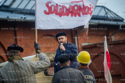 Gdansk. Teren przy Sali BHP. Obchody jubileuszu 15-lecia...