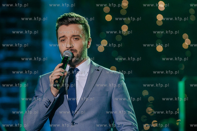 Gdansk. Centrum Sw. Jana. Koncert pt. Cała Polska...