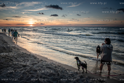Plaża w Karwi. Zaćmienie słonca, 
12.08.2026
fot....