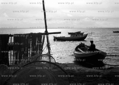 Rybak wyrusza na połów ryb.  (Lata 60).
1969
0005925z
Fot....