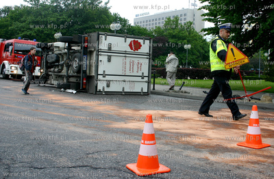 Wypadek w Gdyni w okolicy Centrum Gemini w Gdyni W...