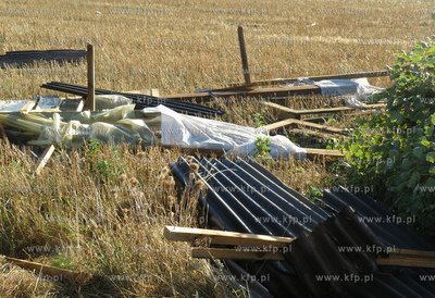 W Malachinie, gm. Czersk, traba powietrzna i wichura...