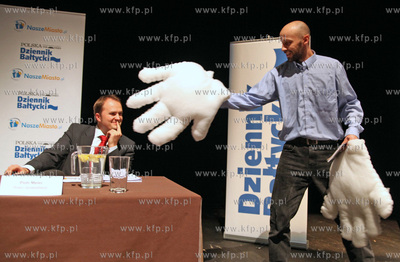 Teatr Wybrzeze - Scena Kameralna w Sopocie. Debata...